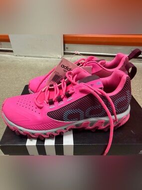 NWT Adidas Women's Vigor 5 Tr  C76292 Hot Pink Athletic Running Shoes Size 7